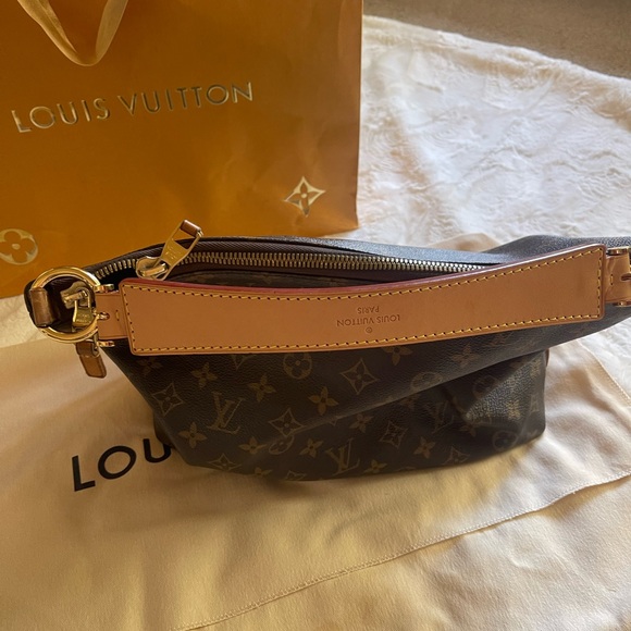 Louis Vuitton Sully MM Purse - Picture 5 of 12